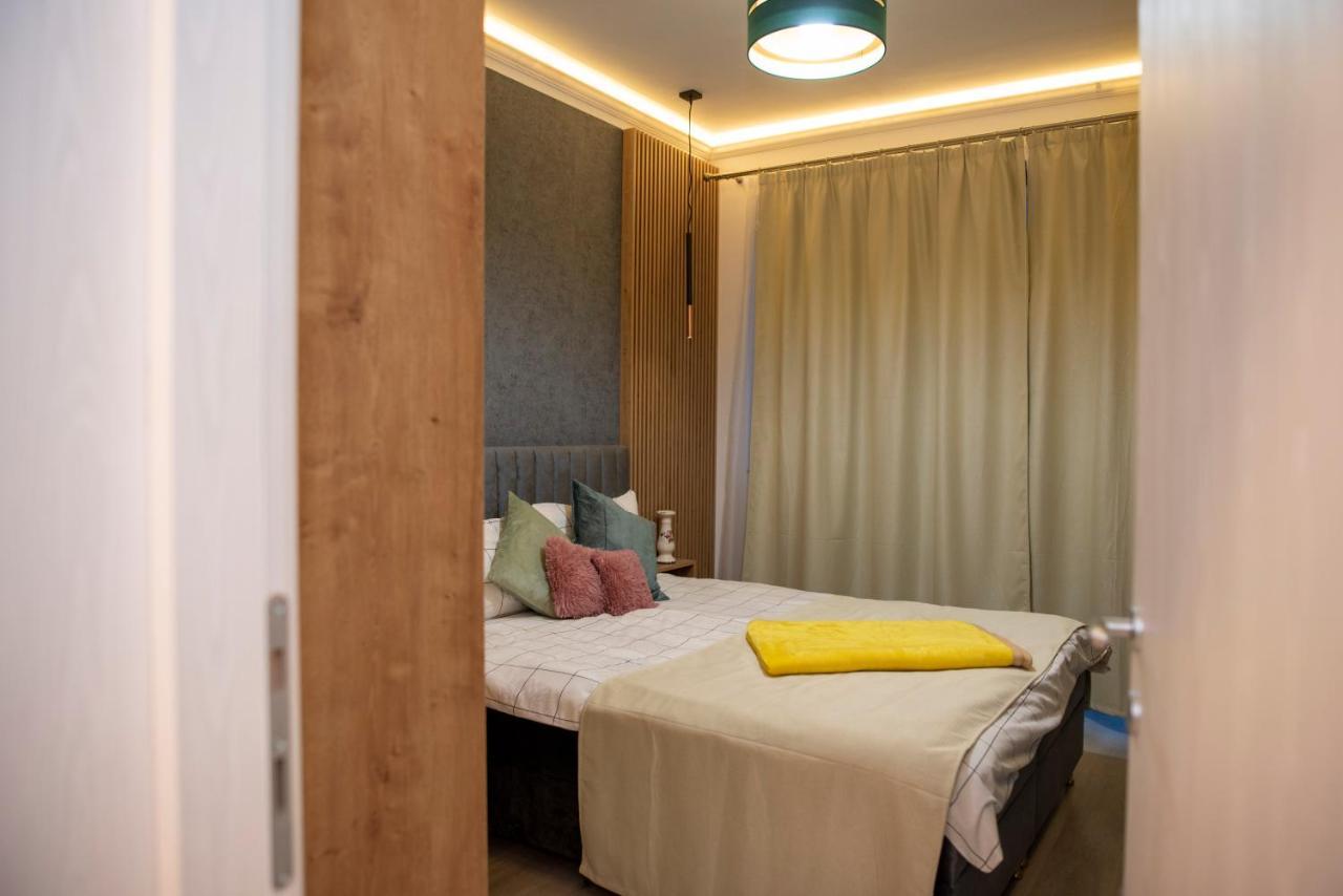Cross Caraiman View 1 Apartman Szászbuda Kültér fotó