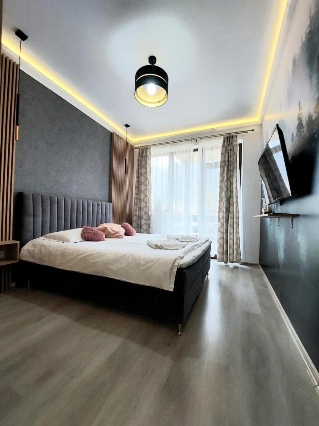 Cross Caraiman View 1 Apartman Szászbuda Kültér fotó