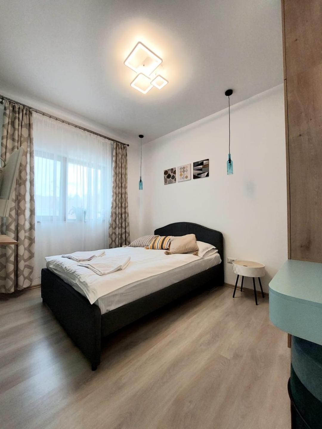 Cross Caraiman View 1 Apartman Szászbuda Kültér fotó