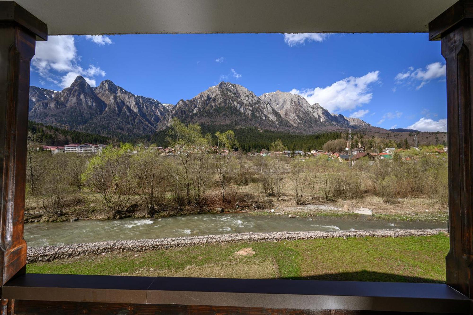 Cross Caraiman View 1 Apartman Szászbuda Kültér fotó